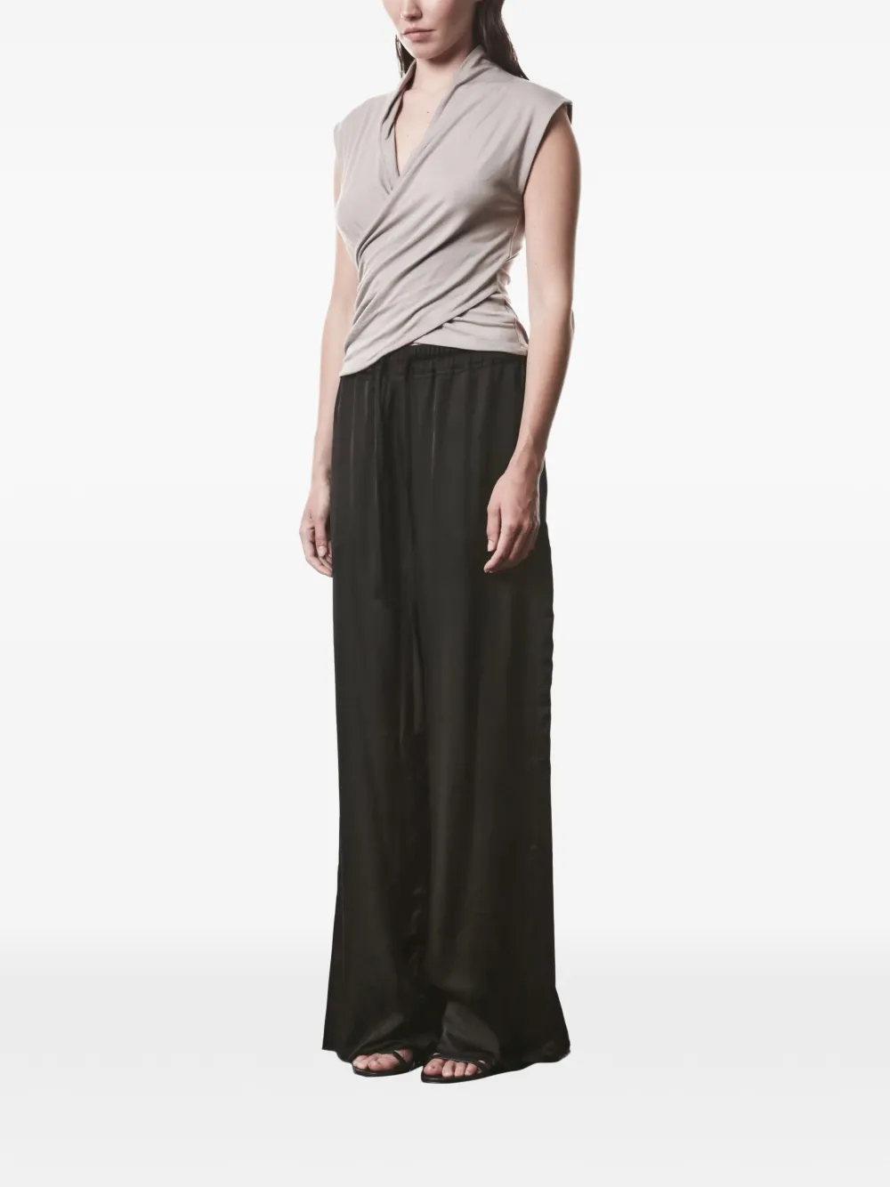  Thom Krom Surplice Sleeveless T-shirt - Neutrals 