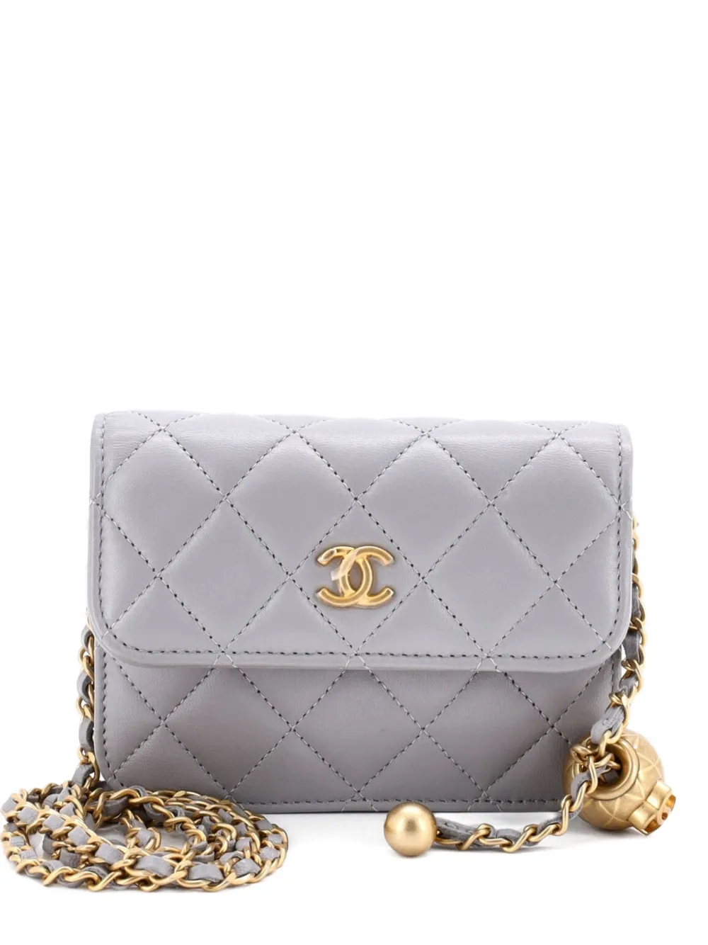 CHANEL Pre-Owned Pearl Crush Flap Clutch with Chain Quilted Lambskin Mini crossbody bag - Grigio