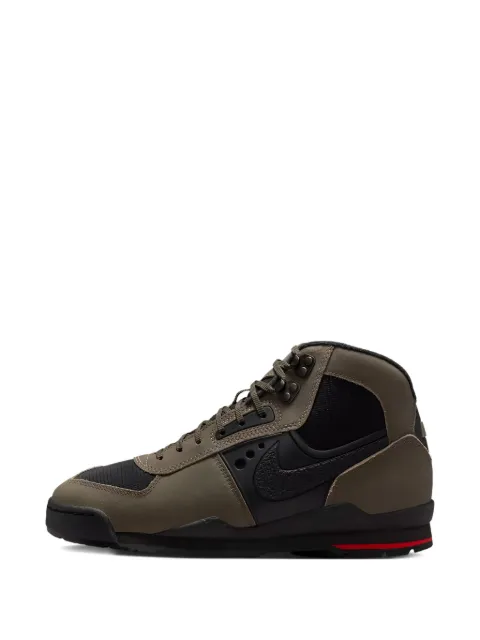 Nike Baltoro lace-up sneakers