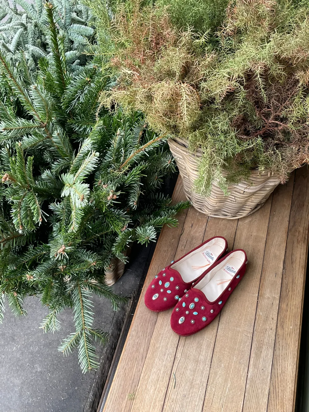Fortela Frutate Friulane slippers met studs Rood