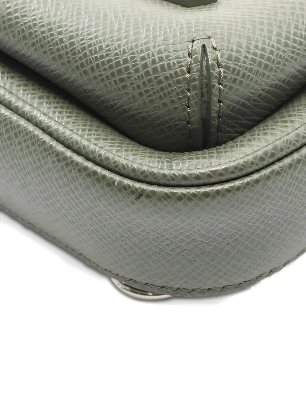 2021 Avenue Leather Bag