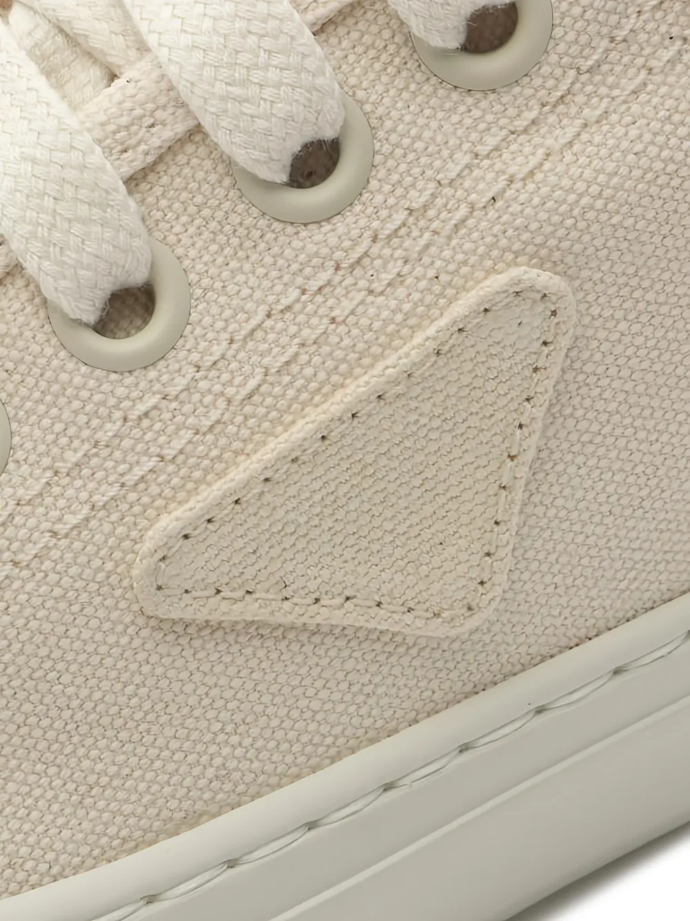 2020s Canvas Triangle-Logo Sneakers