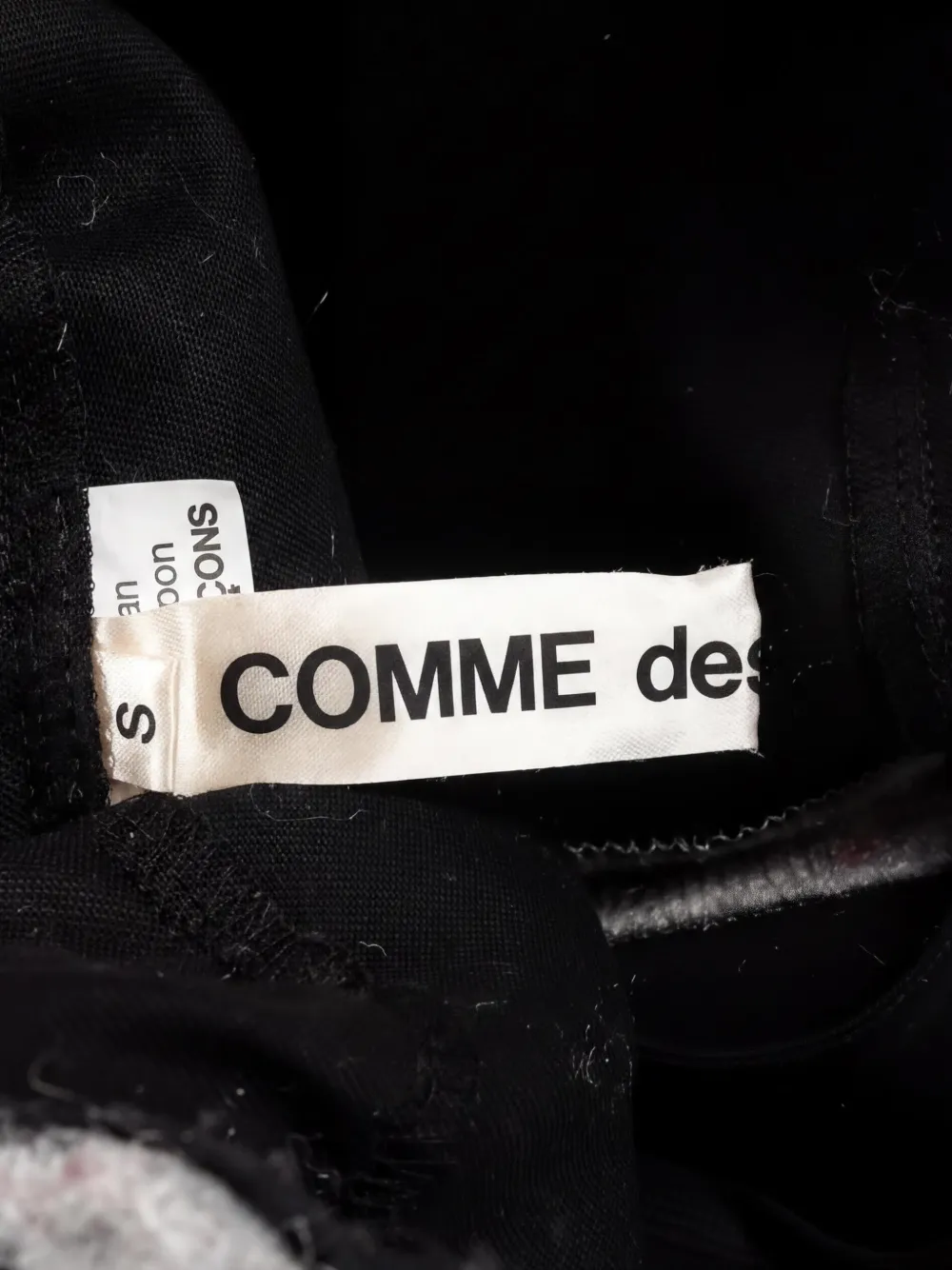 Comme Des Garçons Pre-Owned 2010 cropped trousers - Grey