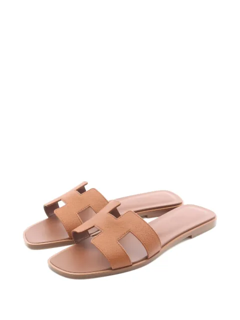 Hermès Pre-Owned 2020 Oran cut-out mule sandals
