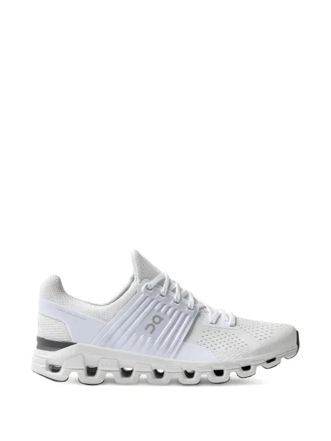 On CloudSwift 4 sneakers