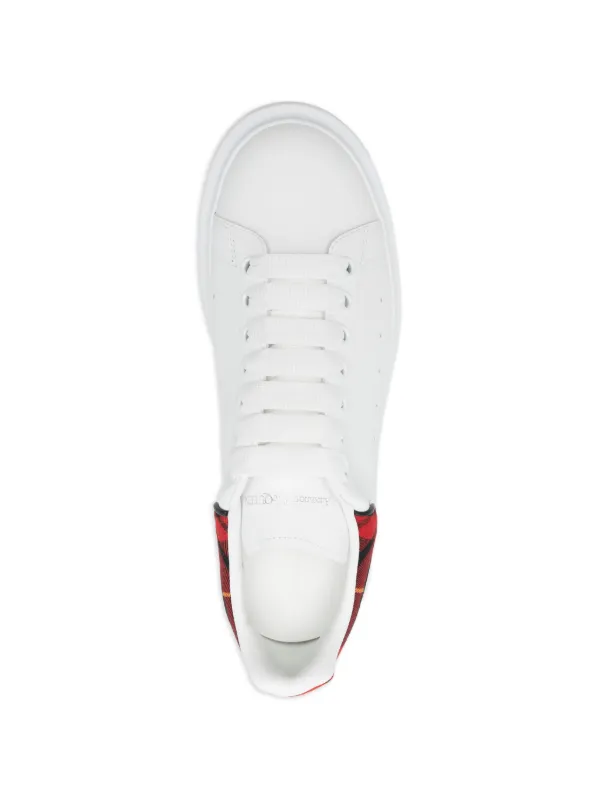 Alexander McQueen オーバーサイズ スニーカー ホワイト Alexander McQueen オーバーサイズ スニーカー | ホワイト | FARFETCH JP