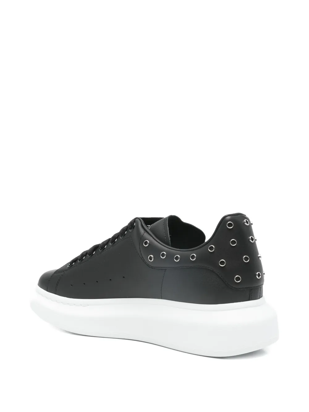 Alexander McQueen Oversized sneakers met ringlets Zwart