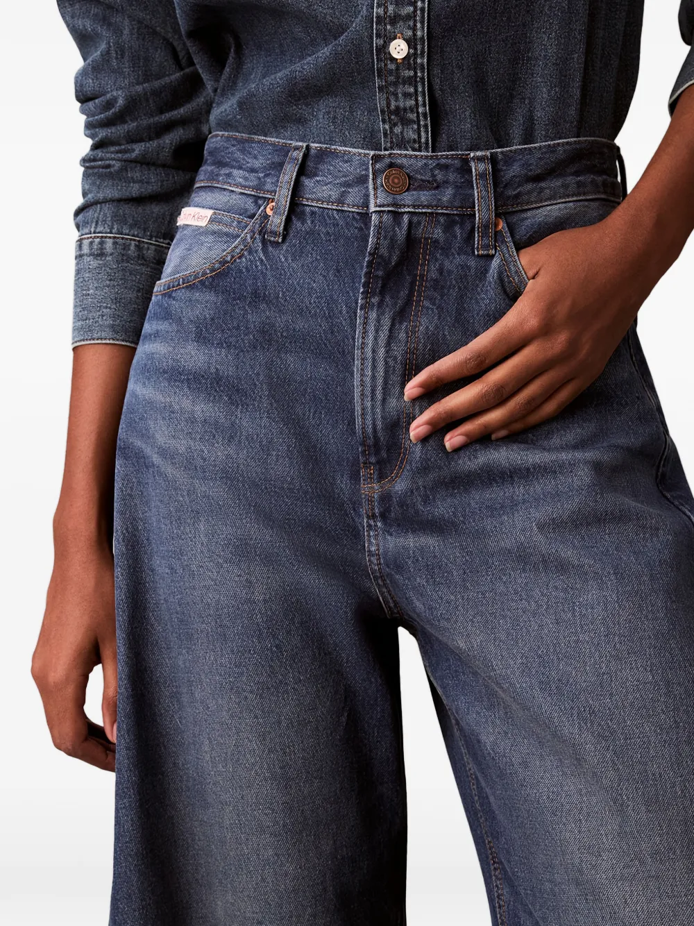 Calvin Klein Jeans met logoplakkaat Blauw