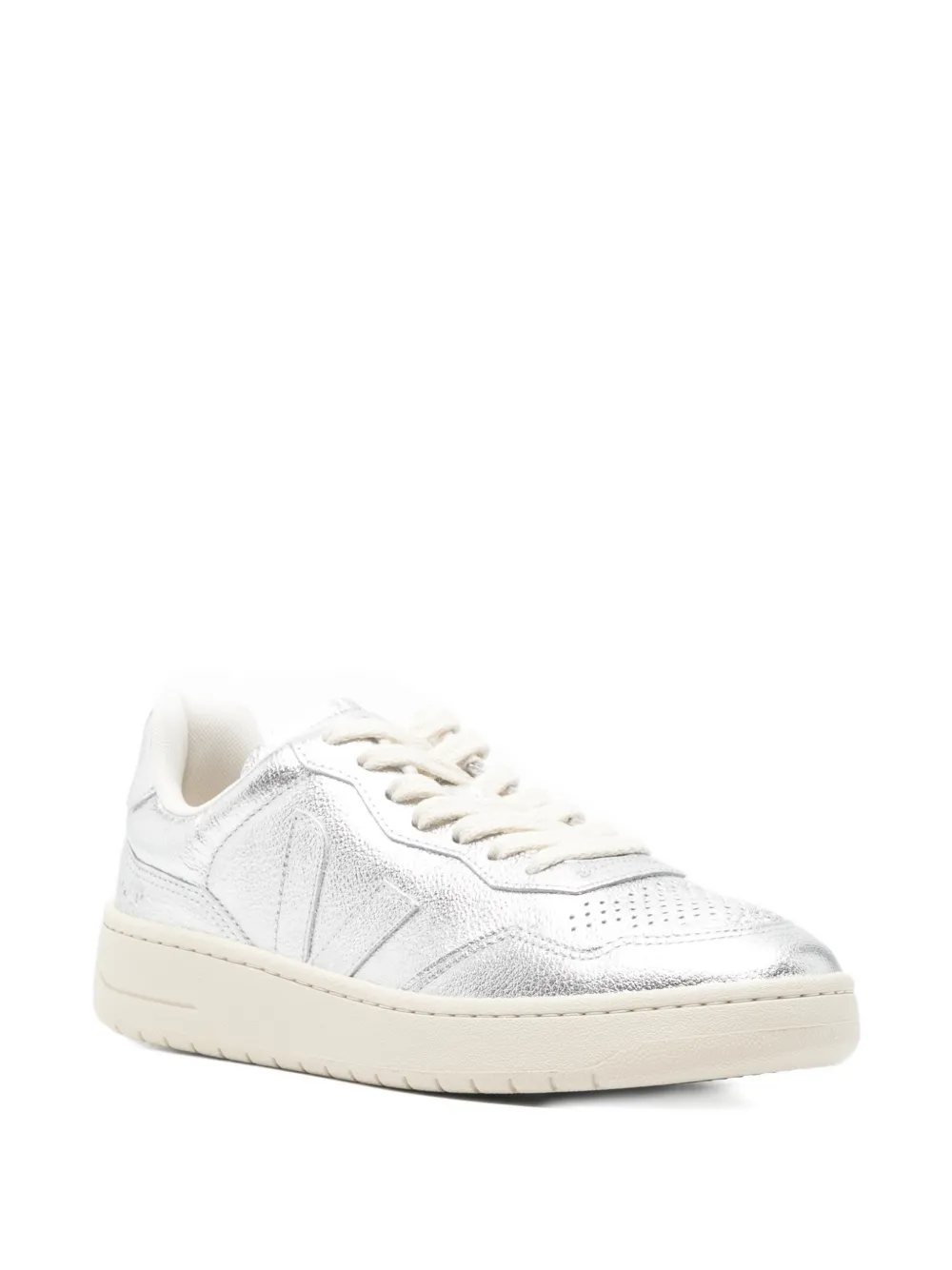 VEJA V-90 sneakers met logodetail Zilver