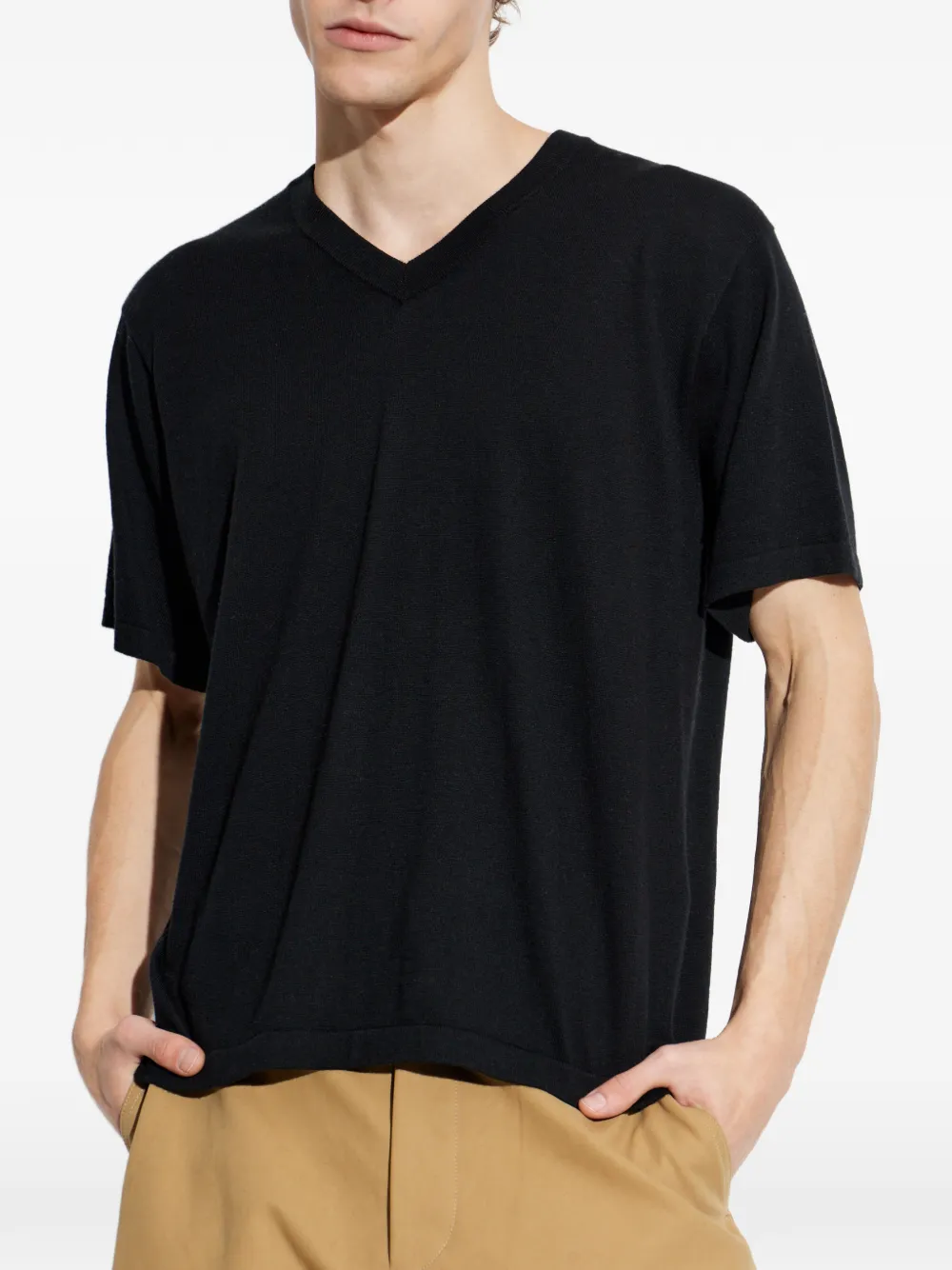  Lisa Yang V-neck T-shirt - Black 