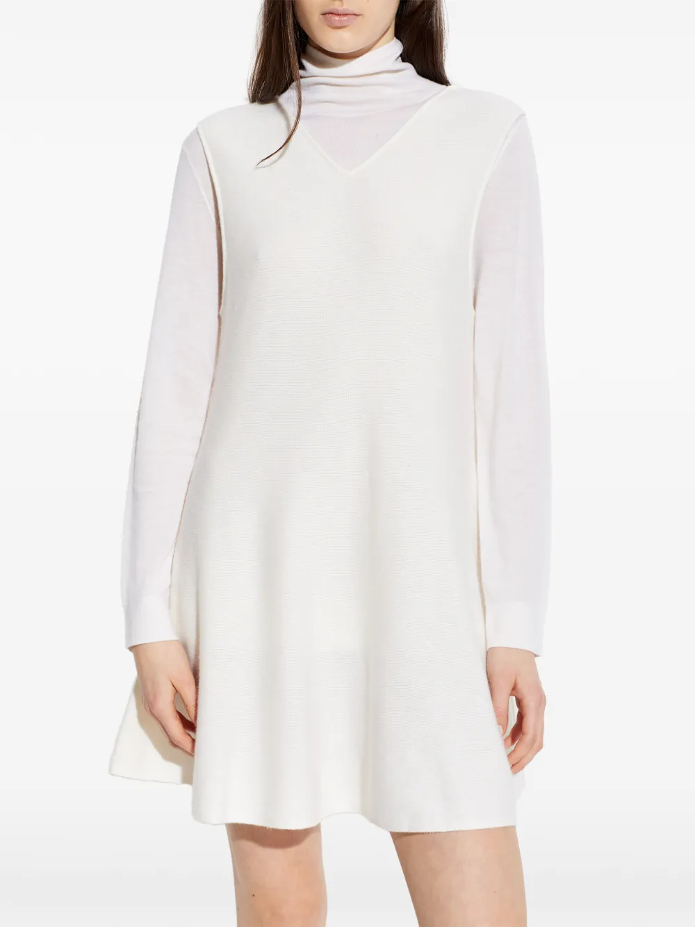 Lisa Yang Nyna mini-jurk met V-hals Beige