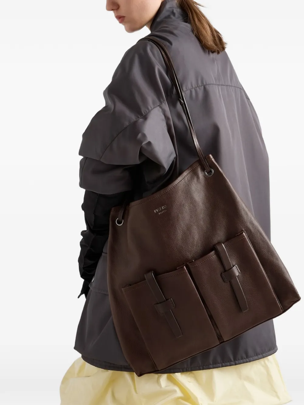 Prada Route grote schoudertas Bruin