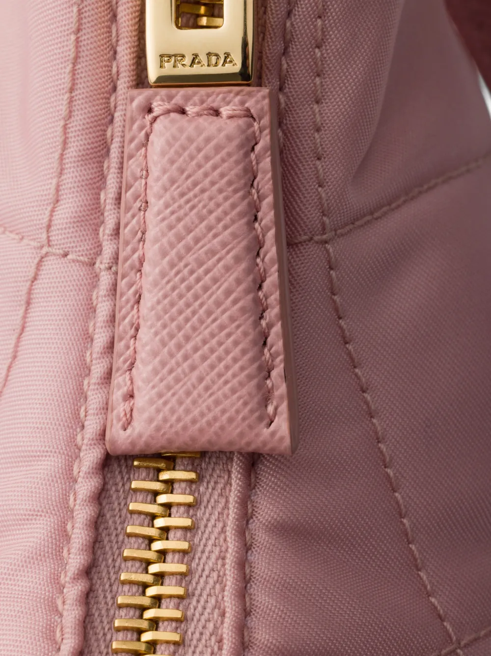 Prada 1995 Chaîne Re-Edition schoudertas Roze
