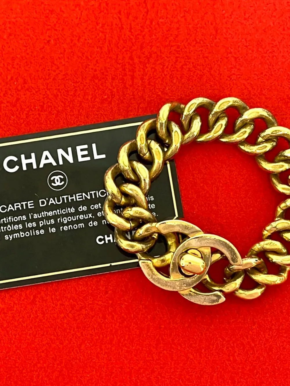 1995 Cc Gold Plated Turn Lock Chain Bracelet