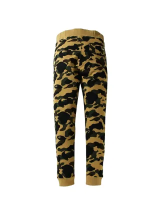A BATHING APE®