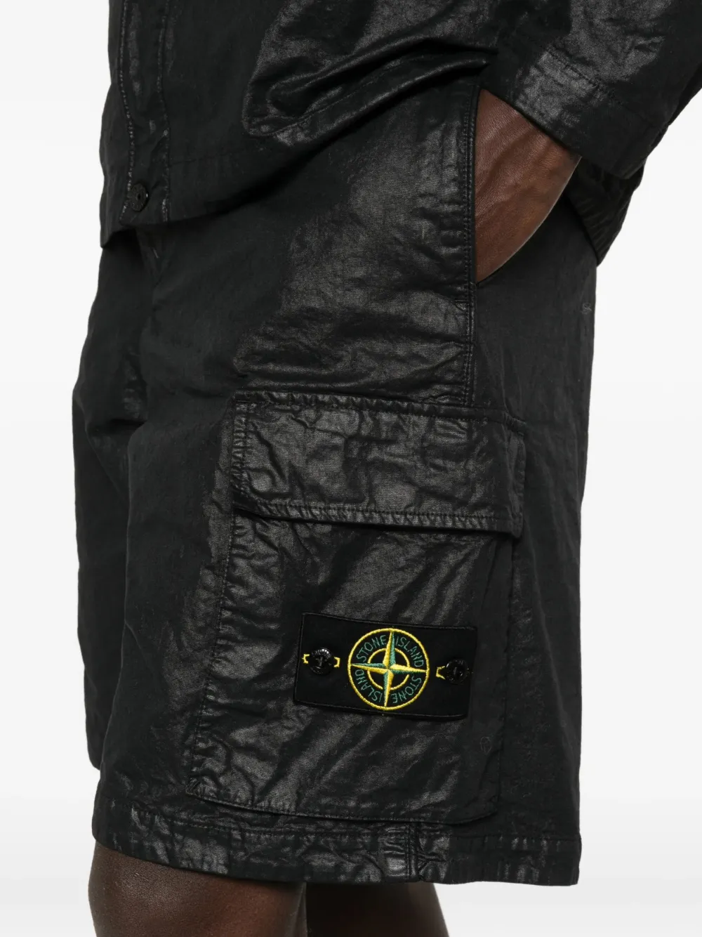 Stone Island Cargo shorts met logo Zwart