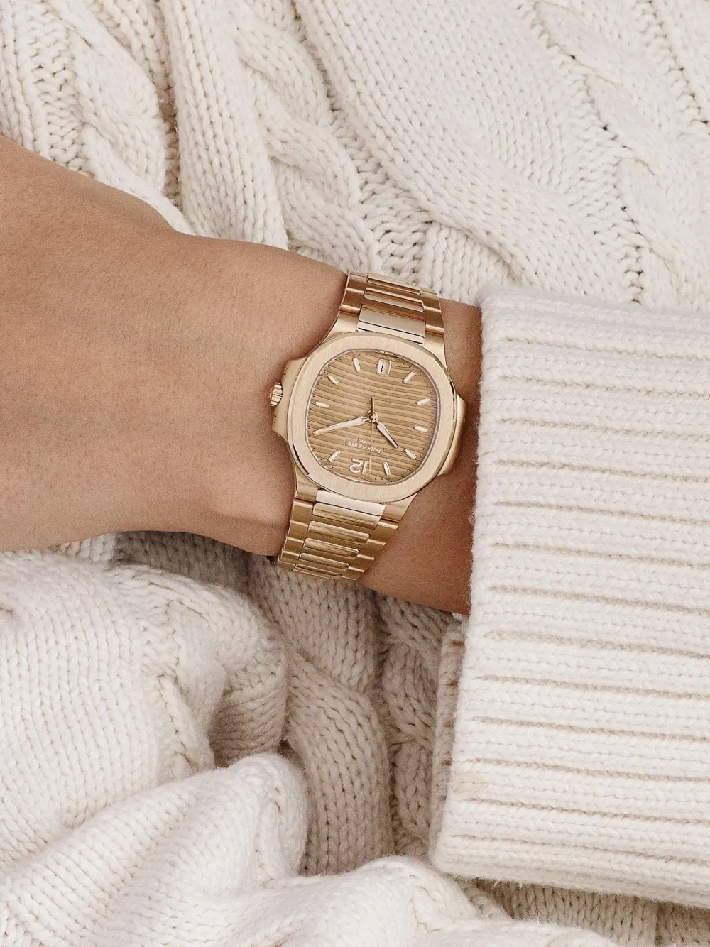 2021 Nautilus 7118/1R-010 'Ladies' 35 mm watch