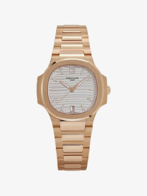 Patek Philippe montre Nautilus 7118/1R-001 Ladies 35 mm (2025)
