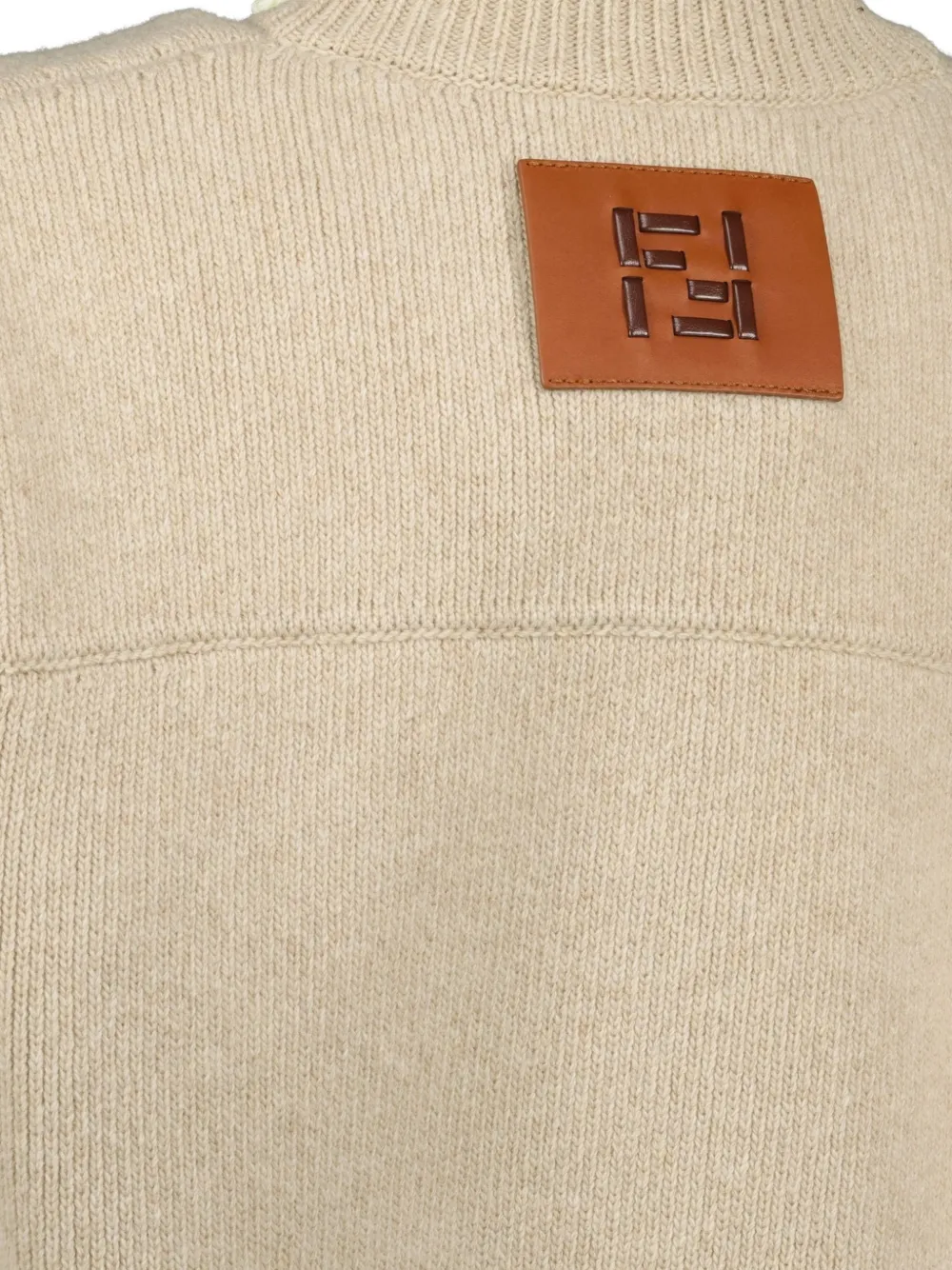FENDI Getailleerd jack met klepzak en knopen Beige