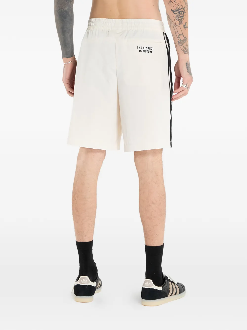 adidas x Consortium shorts met streepdetail Wit
