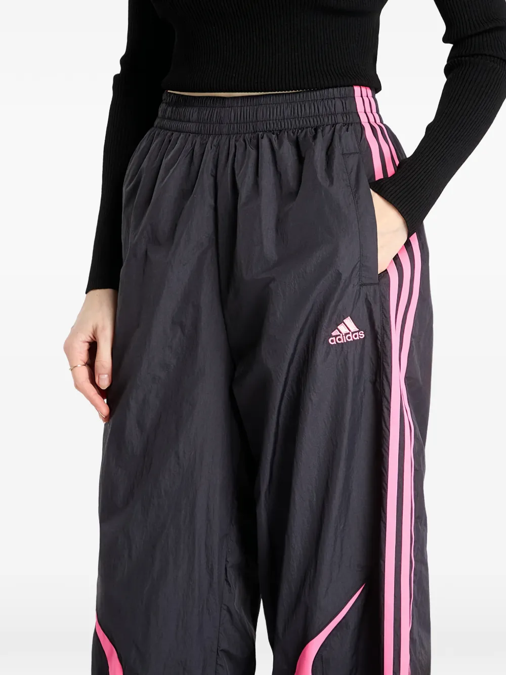 adidas Adiclor oversized gestreepte broek Zwart
