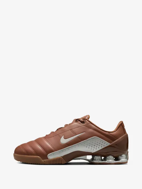 Nike Total 90 Shox sneakers