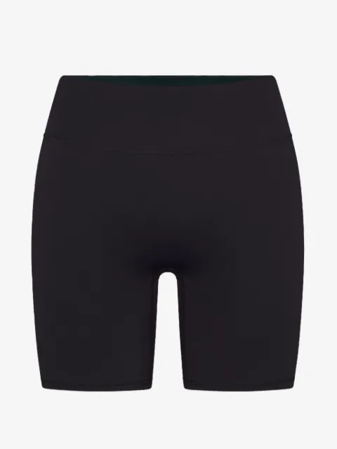 Skims shorts biker en colaboración con Nike