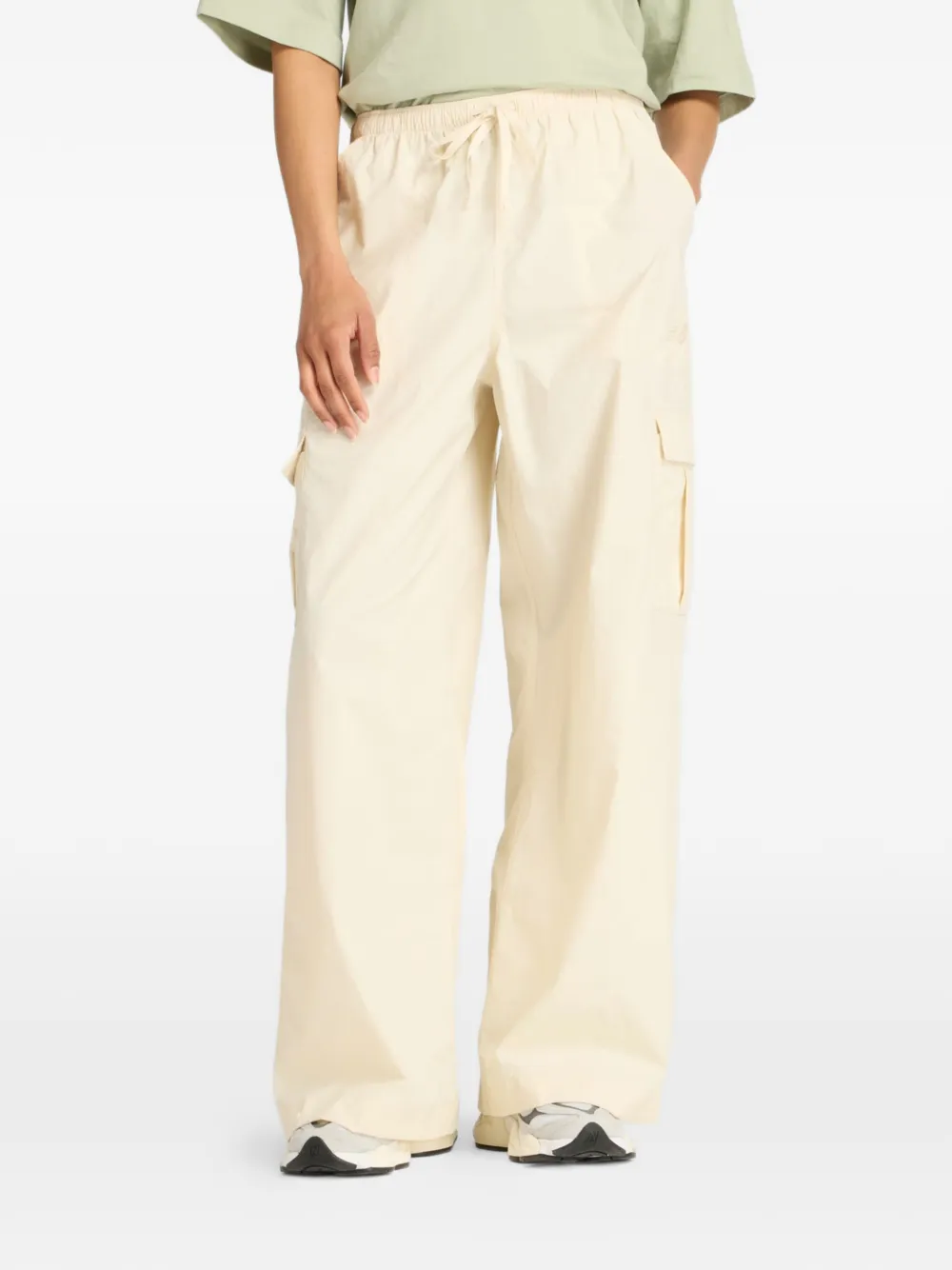 New Balance twill woven cargo palazzo pants - Toni neutri