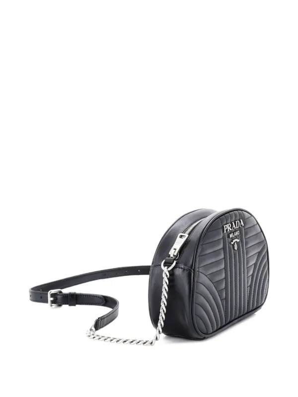 Prada Pre-Owned ドーム ダイアグラム キルティングレザー スモール 