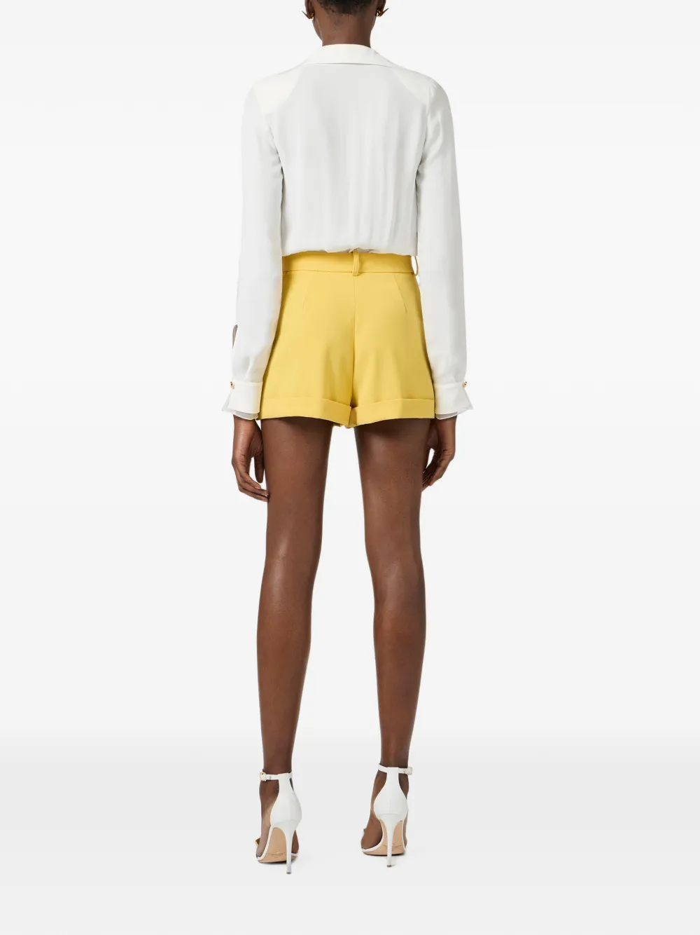 Elisabetta Franchi Shorts met knopen Geel