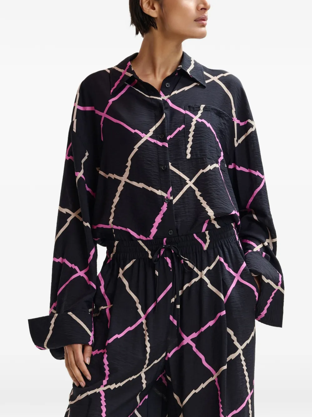 Essentiel Antwerp Blouse met print Zwart