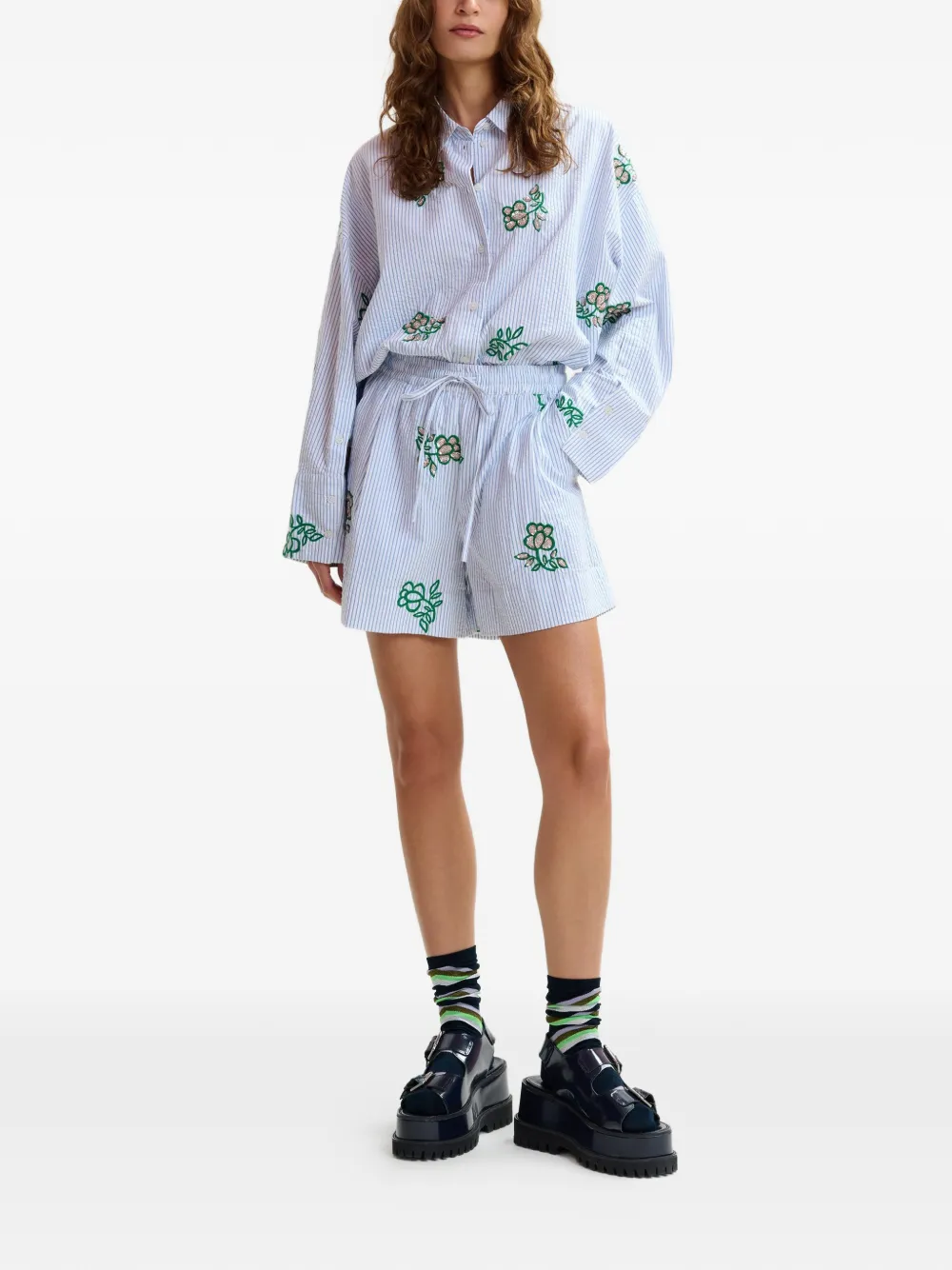  Essentiel Antwerp Embroidered Striped Shorts - Blue 