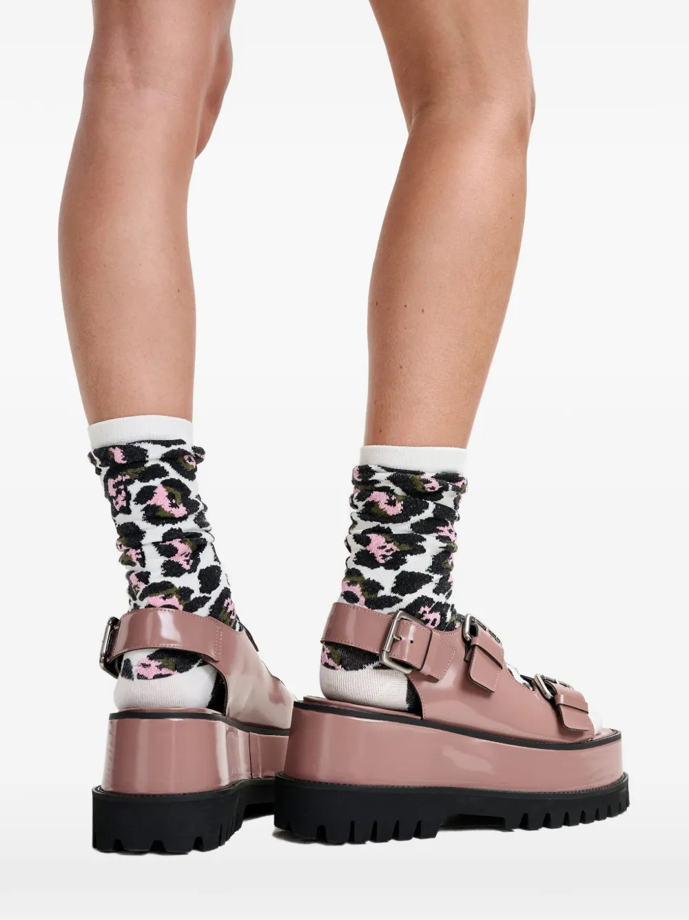 Essentiel Antwerp Sandalen met gesp en plateauzool Roze