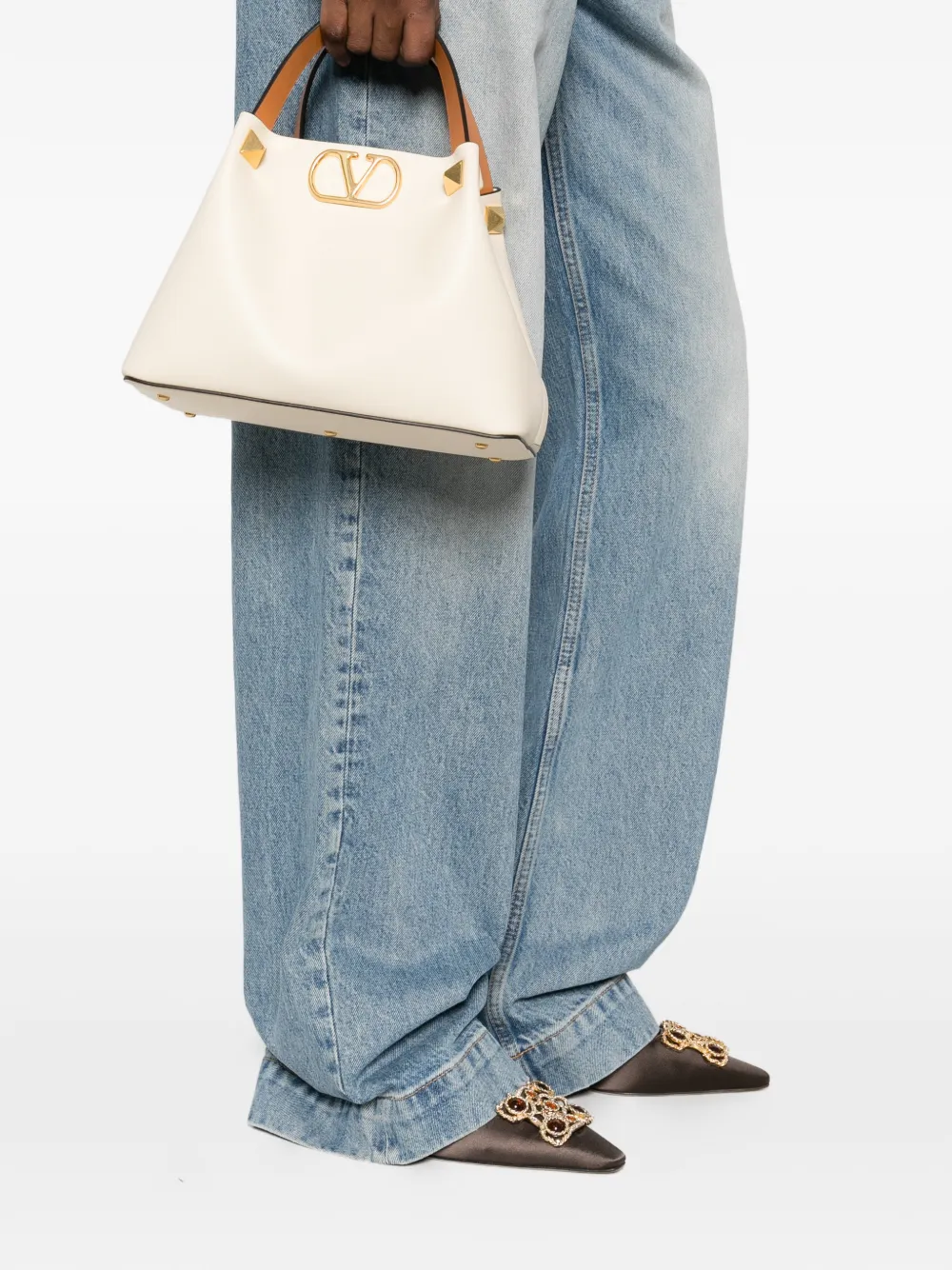 stud logo-plaque shoulder bag