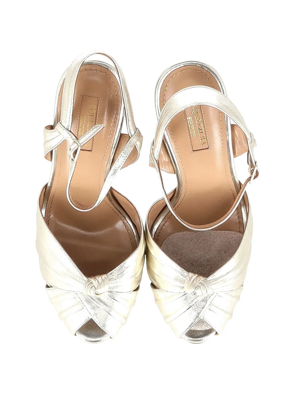 Plateau Leather Pumps