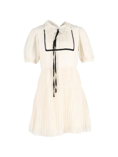 Self-Portrait vestido corto manga corta con detalle de encaje