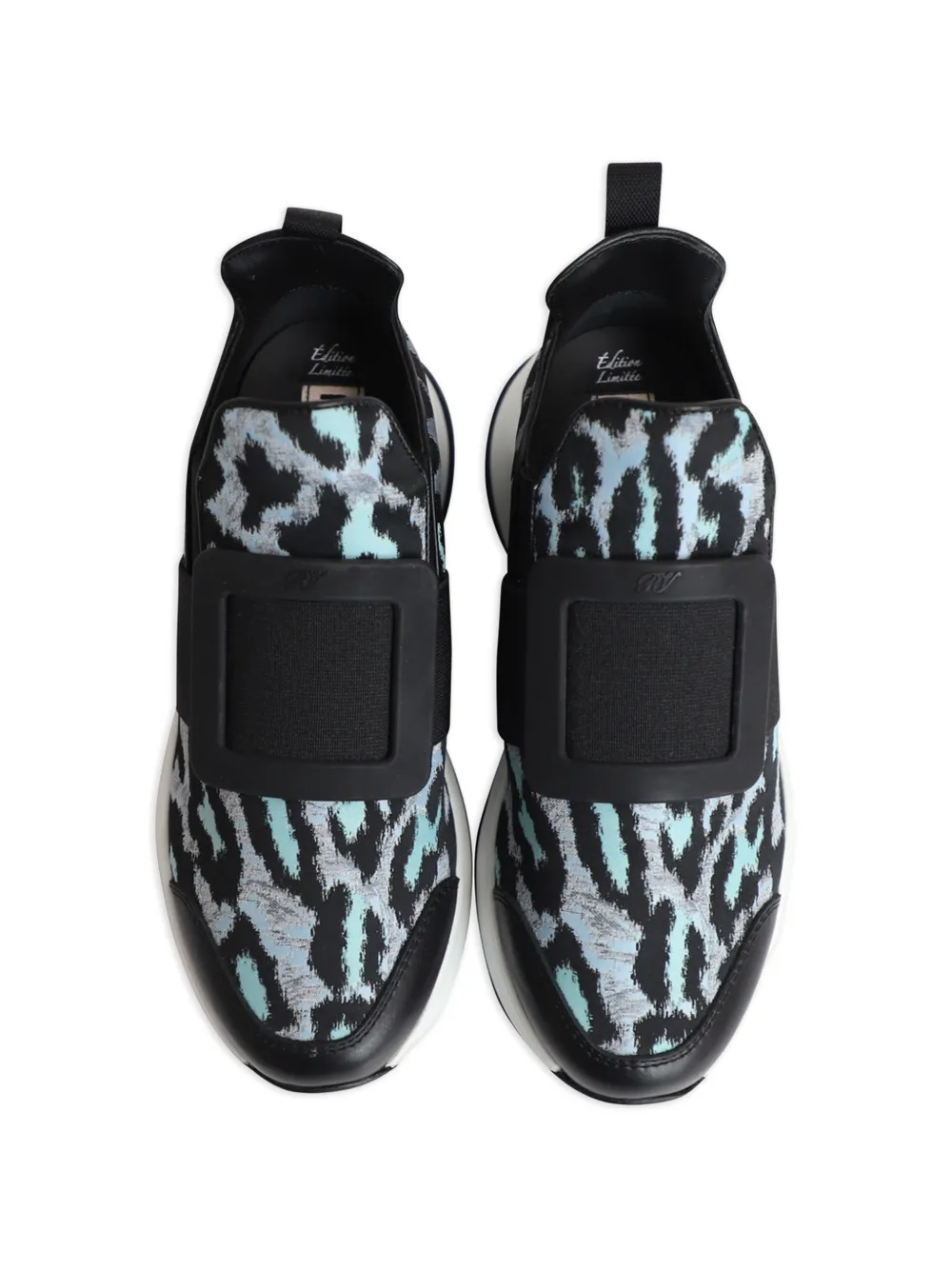 Run Viv Sneakers
