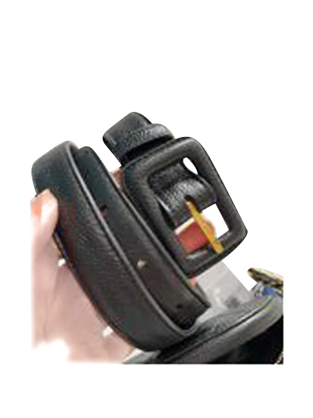 CHANEL Pre-Owned caviar leather belt bag - Nero