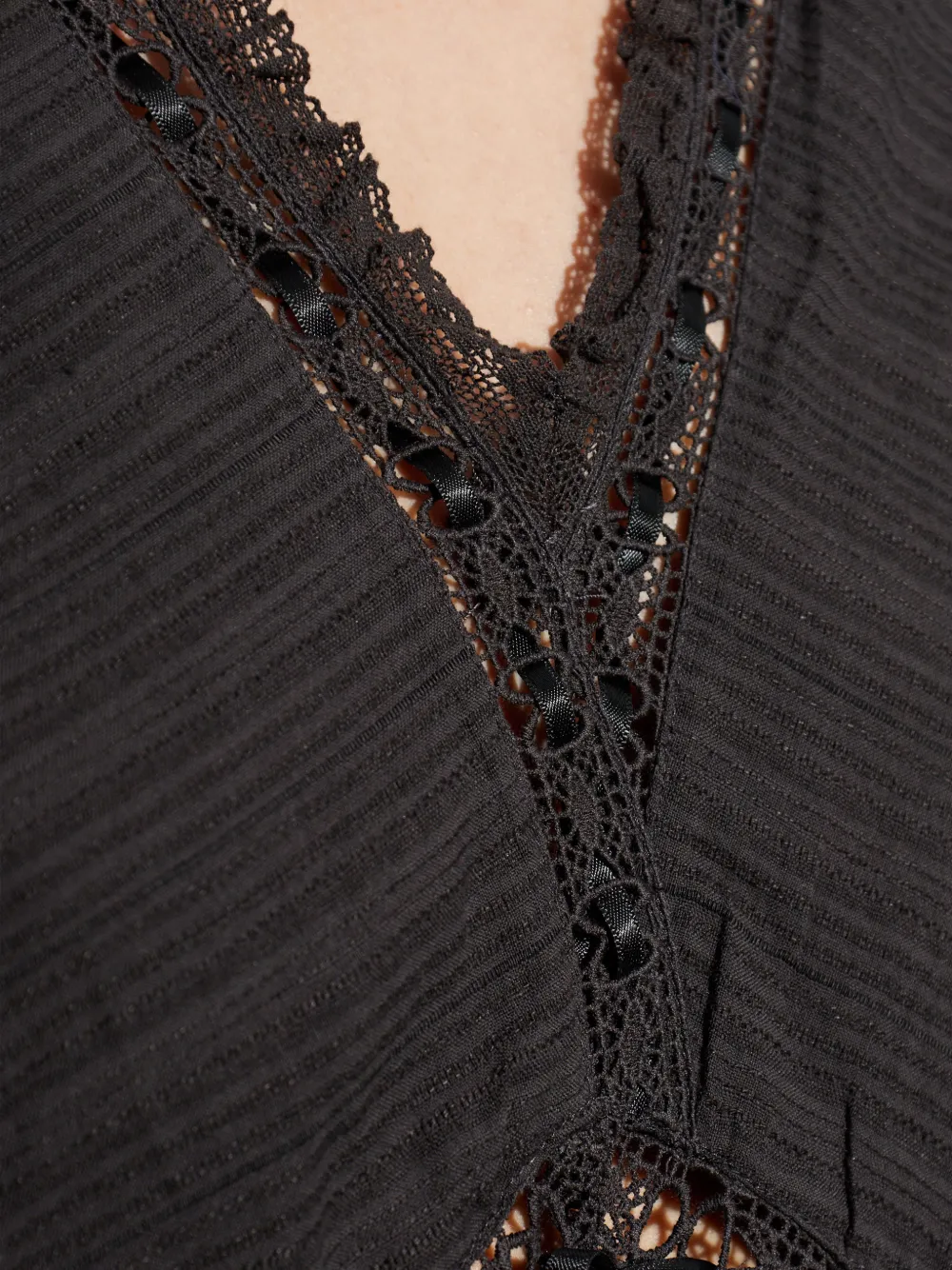 Damienne Blouse