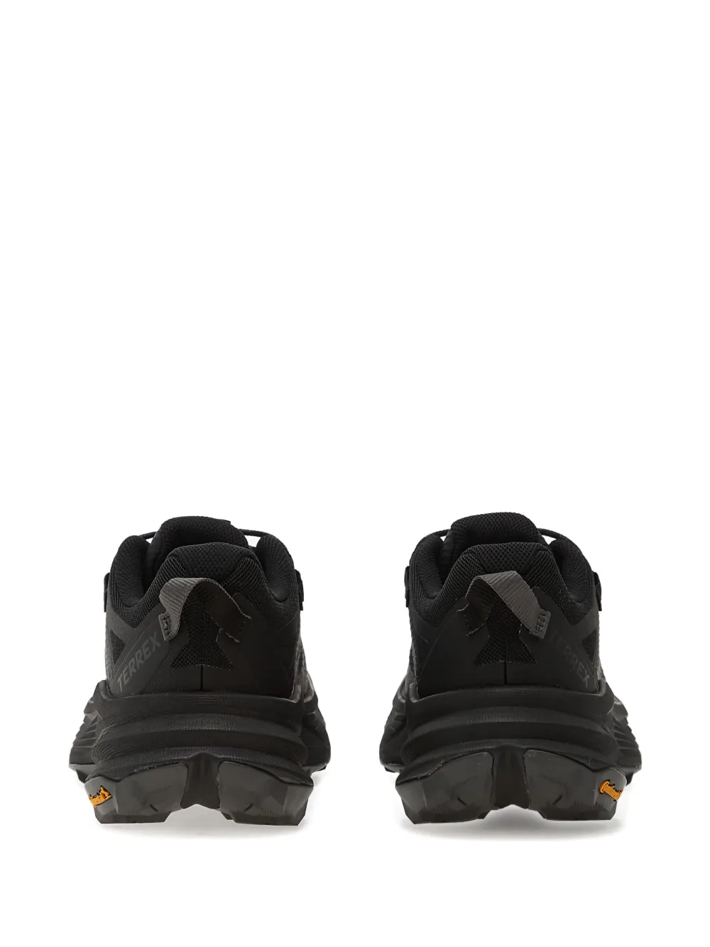 adidas Freehiker gestreepte sneakers Zwart