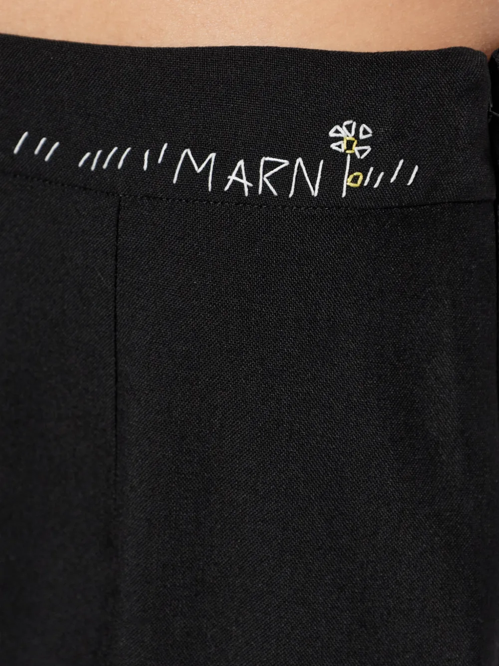 Marni Midi-rok met geborduurd logo en split Zwart
