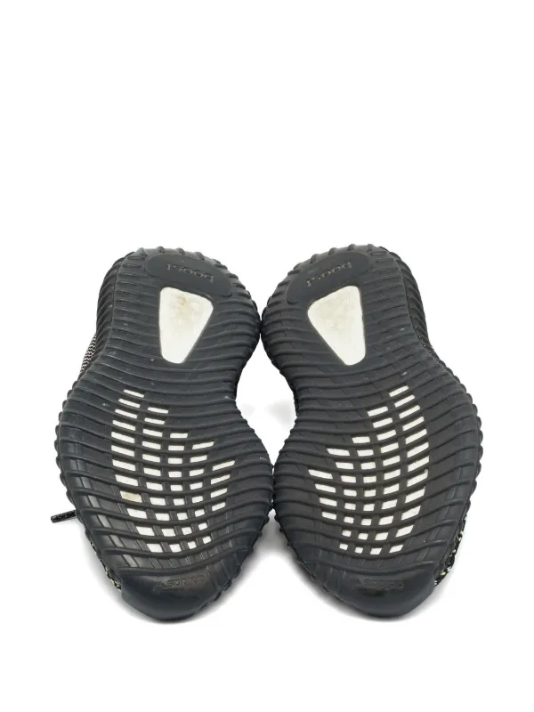 Adidas Yeezy Boost 350 V2 Yecheil スニーカー | ブラック | FARFETCH JP