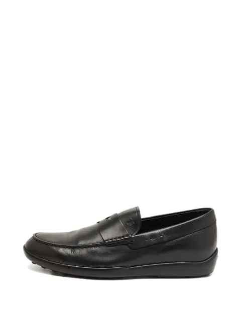 Tod's leather slip-on loafers
