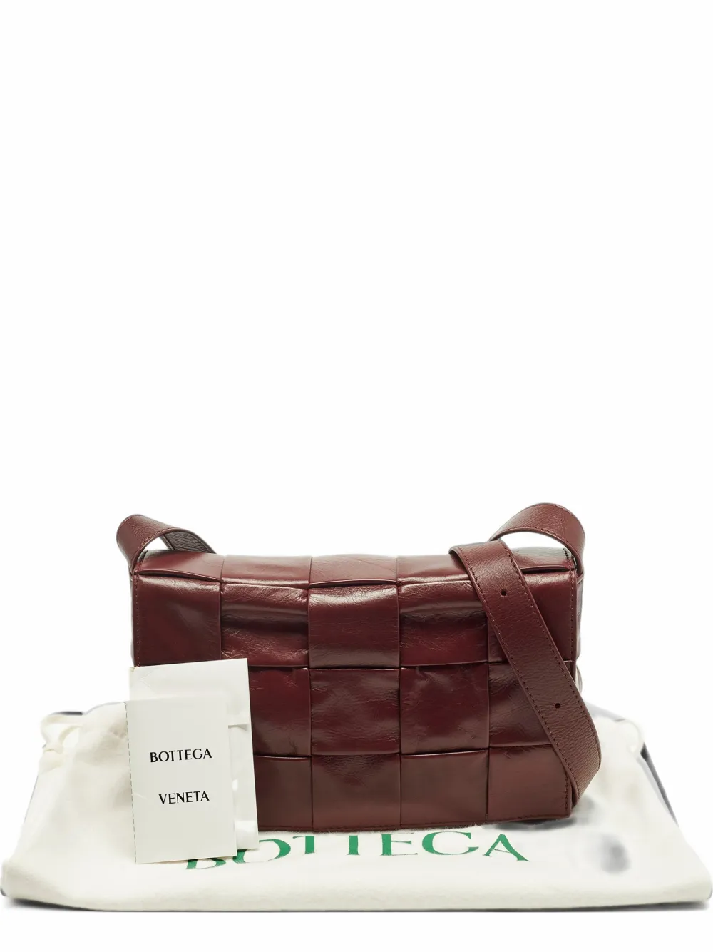 Bottega Veneta Pre-Owned Cassette Intrecciato shoulder bag - Red