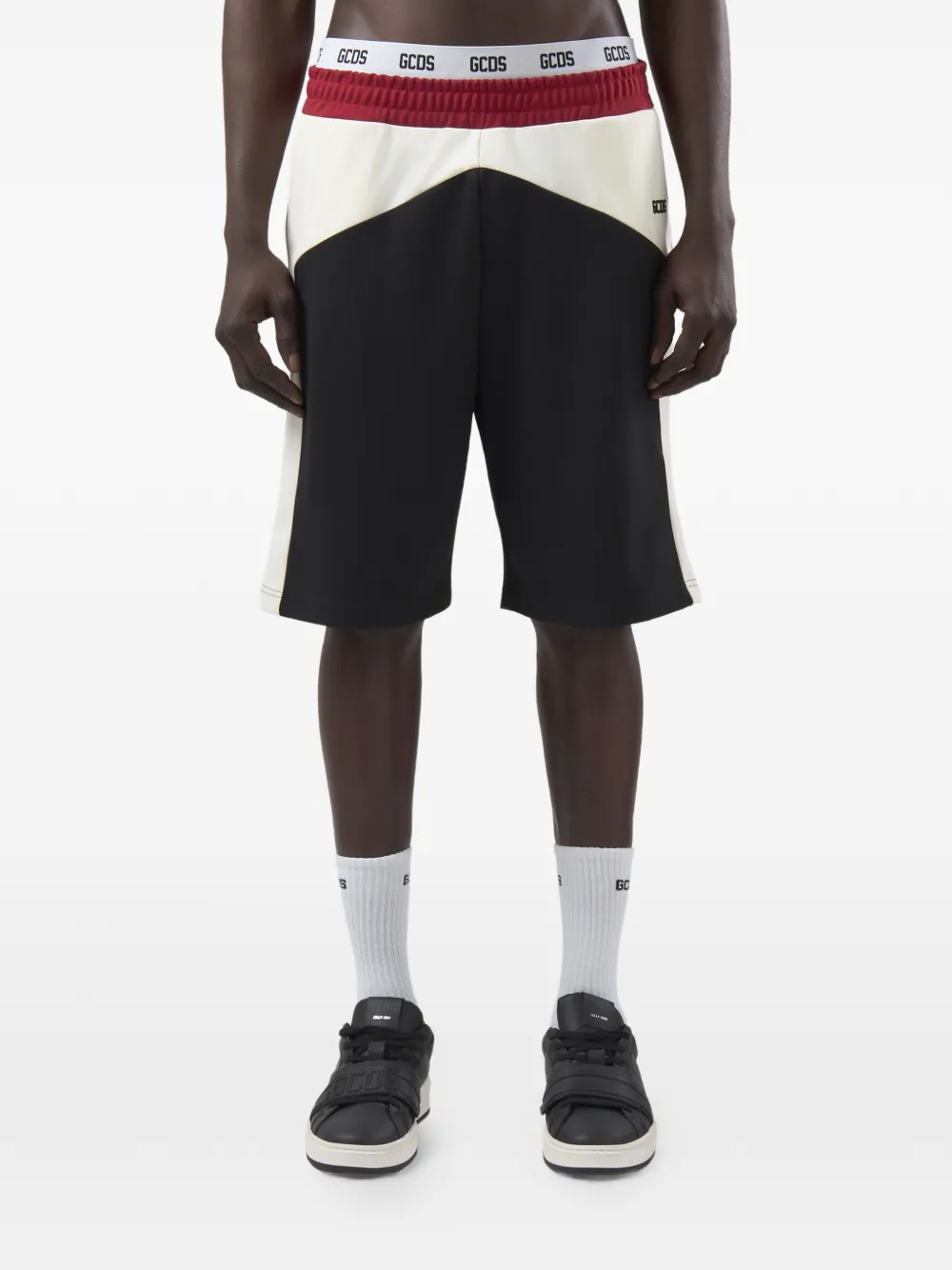 GCDS Trainingsshorts met colourblocking Zwart