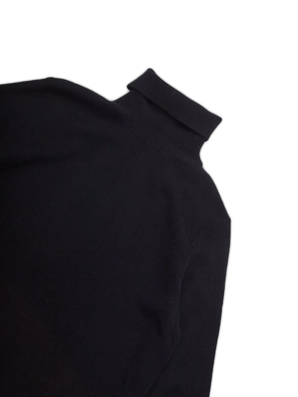 Isak Turtleneck Sweater