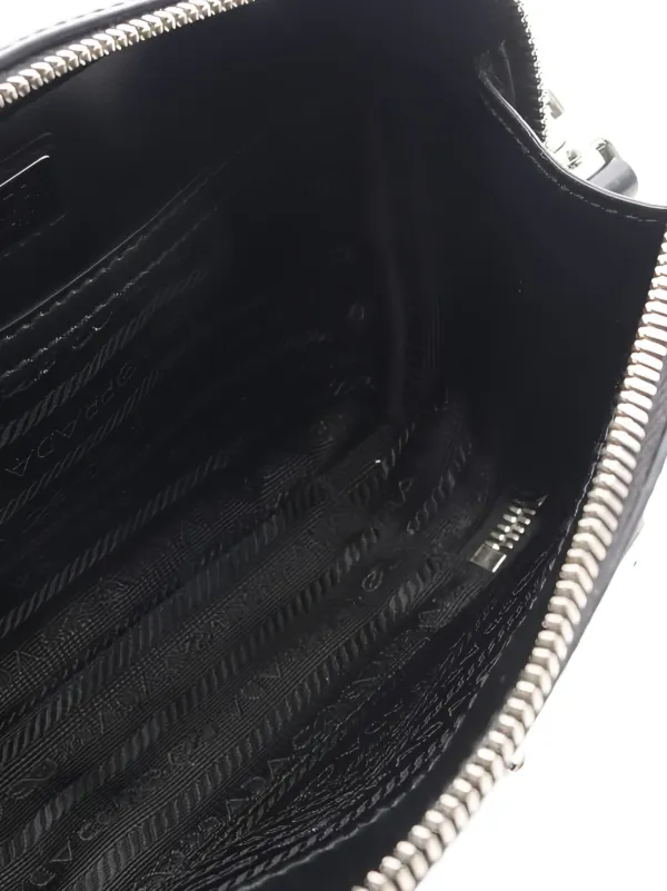Prada Pre-Owned エナメルレザーショルダーバッグ | ブラック 