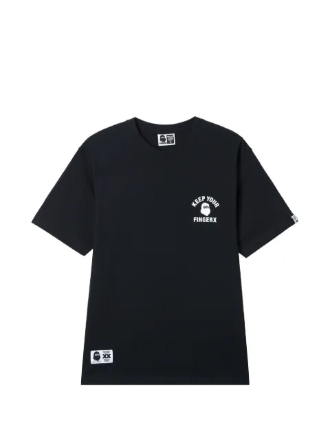 FINGERCROXX logo-print T-shirt
