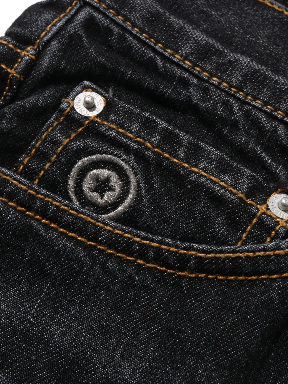 A BATHING APE Jeans met haaienapplicatie Zwart