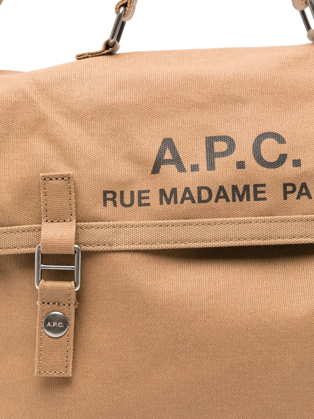 A.P.C. Messengertas met omslag Bruin